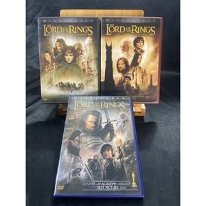 Lord of the Rings Trilogy DVD Set Widescreen Fellowship Two Towers Return King